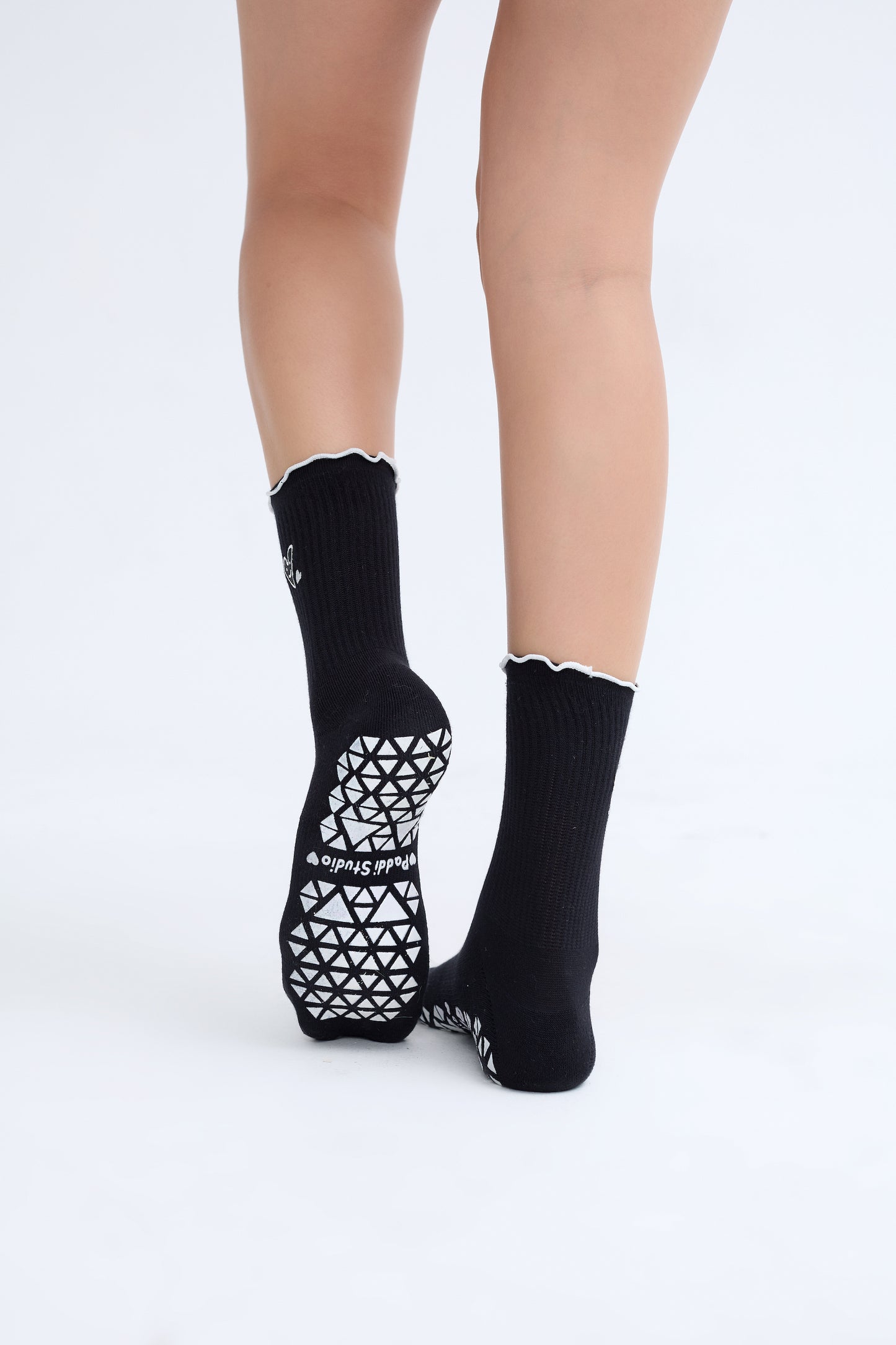 Cute heart embroidered grip socks